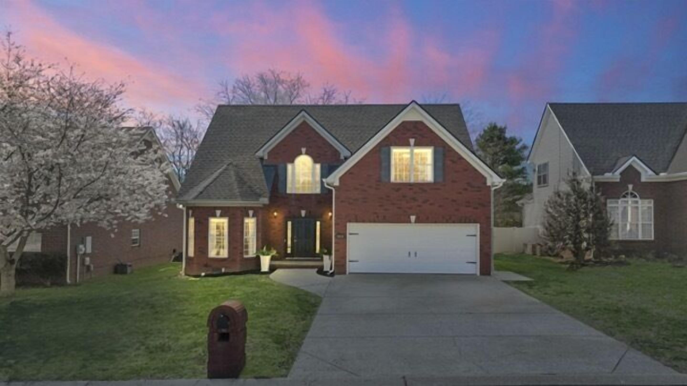 Southern Comfort Getaway Murfreesboro-Sleeps 10