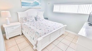 2 bedrooms, free WiFi, bed sheets - Sunset Sands Retreat 925 Unit 4- Sleeps 4 (Fort Walton)