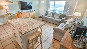TV - Sunset Sands Retreat 925 Unit 4- Sleeps 4 (Fort Walton)