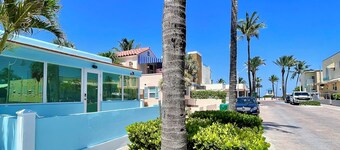 3/2 NEW for 6, Steps to Hollywood Beach-Boardwalk