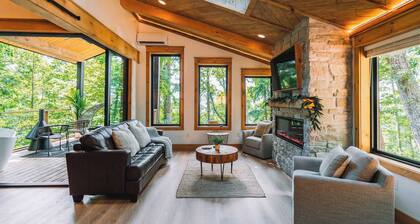 Autumn Blaze at Maple Treehouse