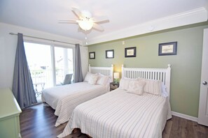 3 室のベッドルーム、アイロン / アイロン台、インターネット