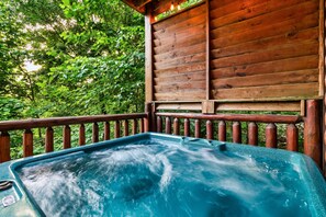 مغطس سبا خارجي