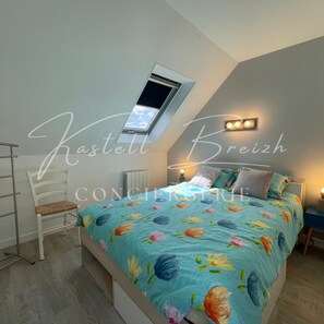 2 chambres, fer et planche à repasser, Wi-Fi, draps fournis