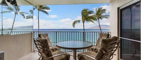Condo, 2 Bedrooms | Outdoor dining