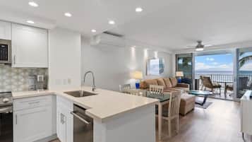 Appart'hôtel, 2 chambres | Cuisine privée
