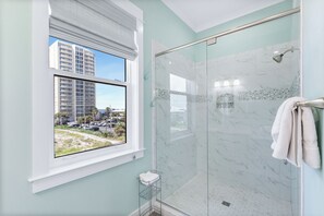 Shower, towels