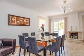 Dining - Villa Rosario Views (Albufeira)
