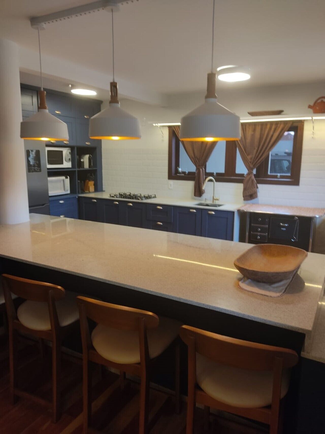 Cabana lua de mel, vista para a montanha | Cozinha privada | Geladeira, micro-ondas, liquidificador, forno com torradeira