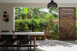 Outdoor dining - Jan Sofat LUX - Apartment Mariposa (Willemstad)