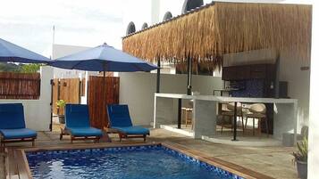 Family Villa | Select Comfort beds, in-room safe, individually furnished