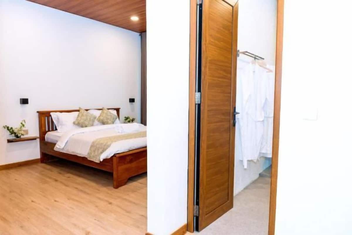 2 quartos, camas Select Comfort, cofres nos quartos