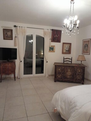 3 soverom, wi-fi og sengetøy