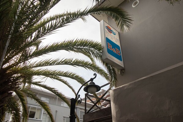 Exterior - Spring Tide Inn by CTHA (Cape Town)