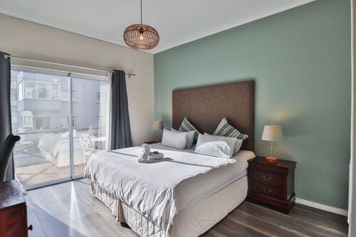 Spring Tide Inn by CTHA