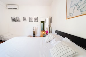 Apartamento, vistas a la ciudad | 1 dormitorio, tabla de planchar con plancha, wifi gratis