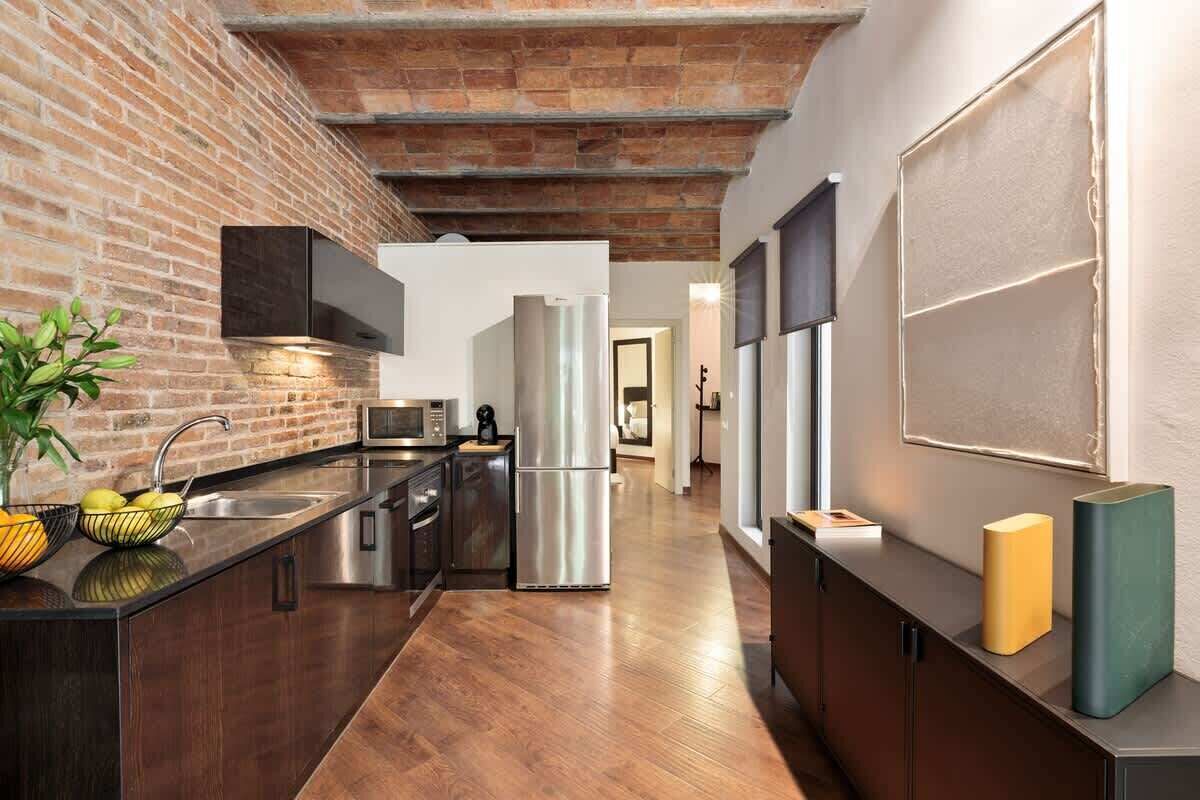 Réfrigérateur, micro-ondes, four, lave-vaisselle