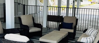 SEA BISCUIT-2024 NEW LUXURY Cherry Grove home, 4bd-3bth, Private Pool, CLEAN!!!