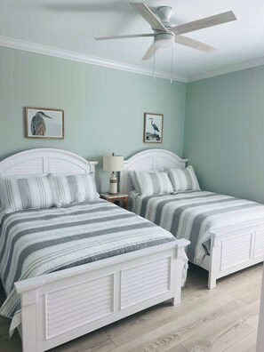 4 bedrooms, in-room safe, iron/ironing board, free WiFi