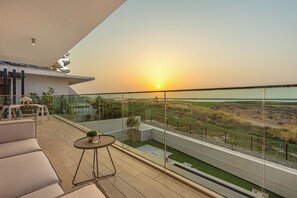 إطلالة على ملعب الجولف