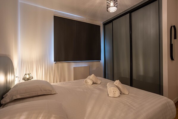 5 chambres, bureau, fer et planche à repasser, Wi-Fi gratuit