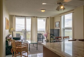 Interior - 102 Beachfront Heated Pool Gulf View 1 Bedroom 1 Bath (Galveston)
