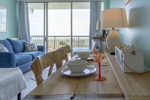 Smart TV, books - 112 Heated pool, Gulf View (Galveston)