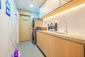 Bathroom - HanTing Hotel (Xi'an North Railway Station Fengcheng Ninth Road Metro Station) (Xi'an)