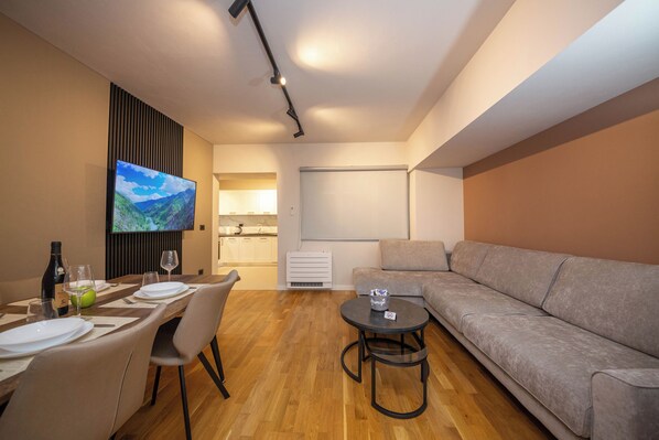 Apartment, 2 Bedrooms, Balcony | Living area