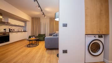 Apartment, 1 Bedroom, Balcony | Living area