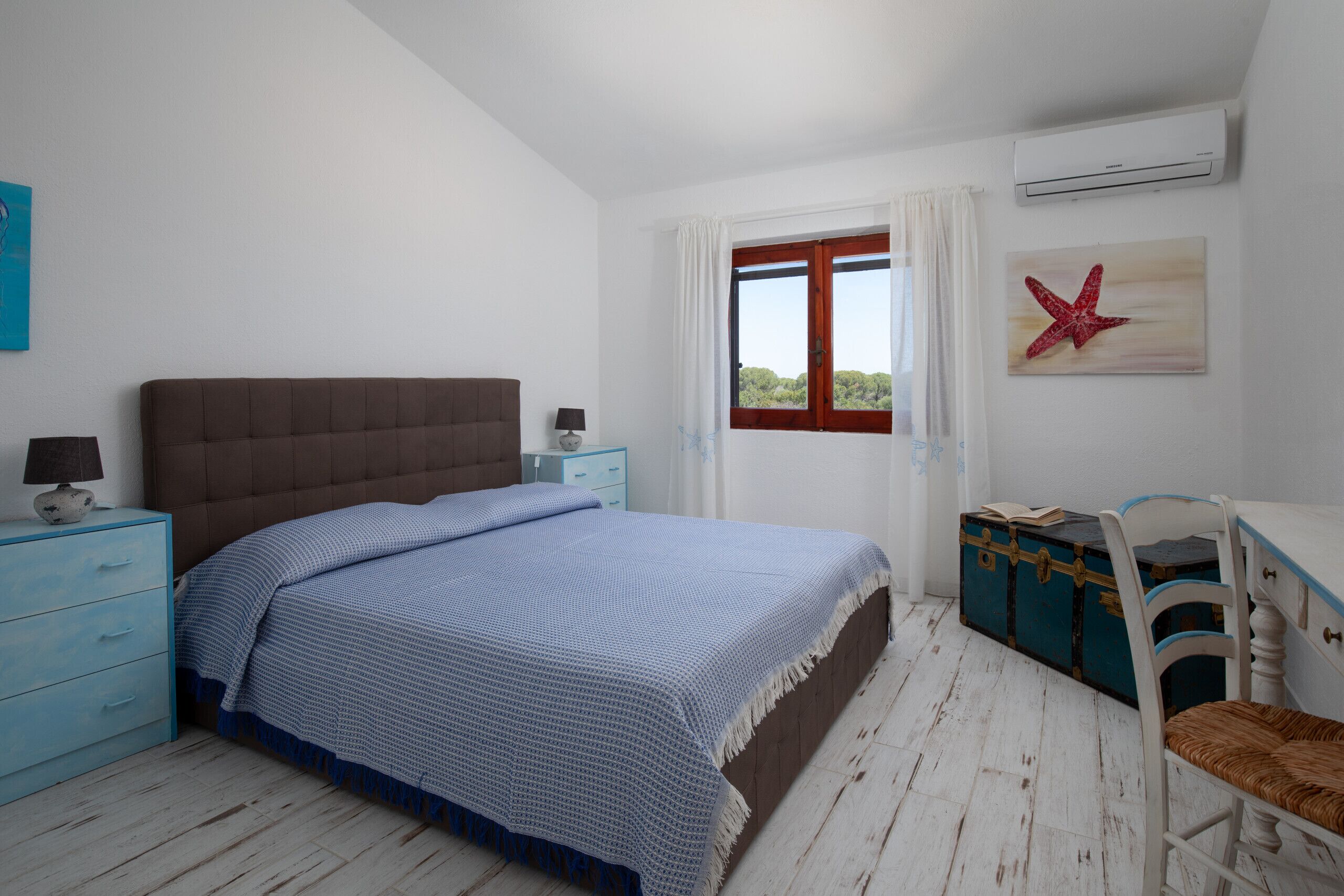 2 多间卧室、免费 WiFi、床单