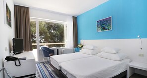 Superior Double or Twin Room, Balcony | Free WiFi, bed sheets - Hotel Zora (Primosten)