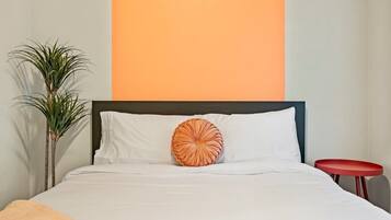 2 habitaciones, escritorio, tabla de planchar con plancha y wifi