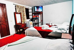 Free WiFi, bed sheets - HOTEL EL PORTON DE SAN GIL (San Gil)