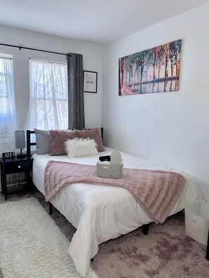 1 bedroom, desk, iron/ironing board, free WiFi