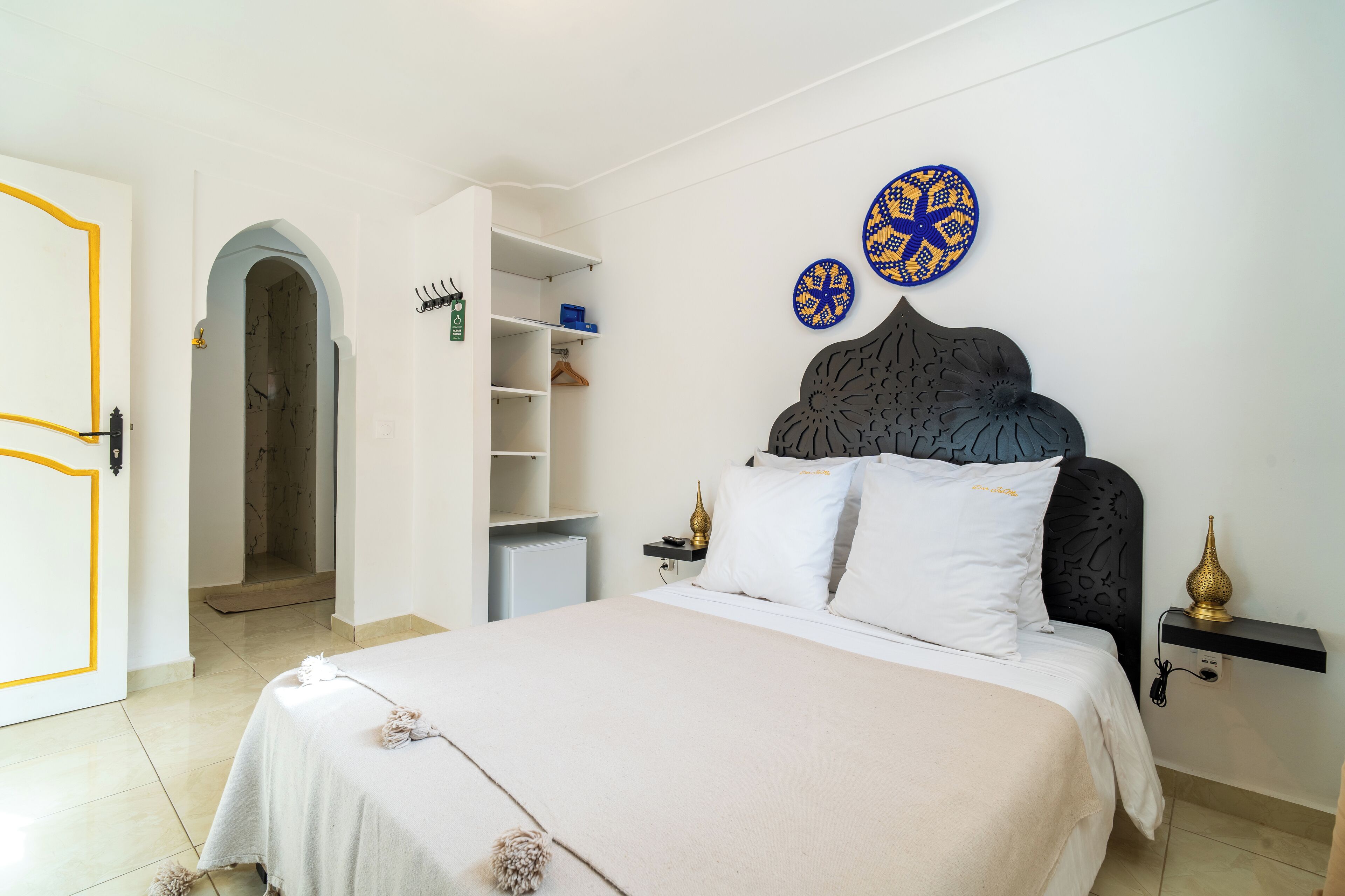 Standaard suite, 1 tweepersoonsbed | Pillowtop-bedden, een strijkplank/strijkijzer, gratis wifi, beddengoed