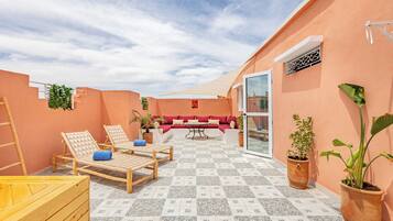 Family Suite, 2 Bedrooms, Hot Tub | Terrace/patio