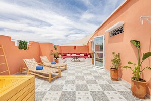 Penthouse Koutoubia – Jacuzzi Privé & 2 Chambres | Terrasse/Patio