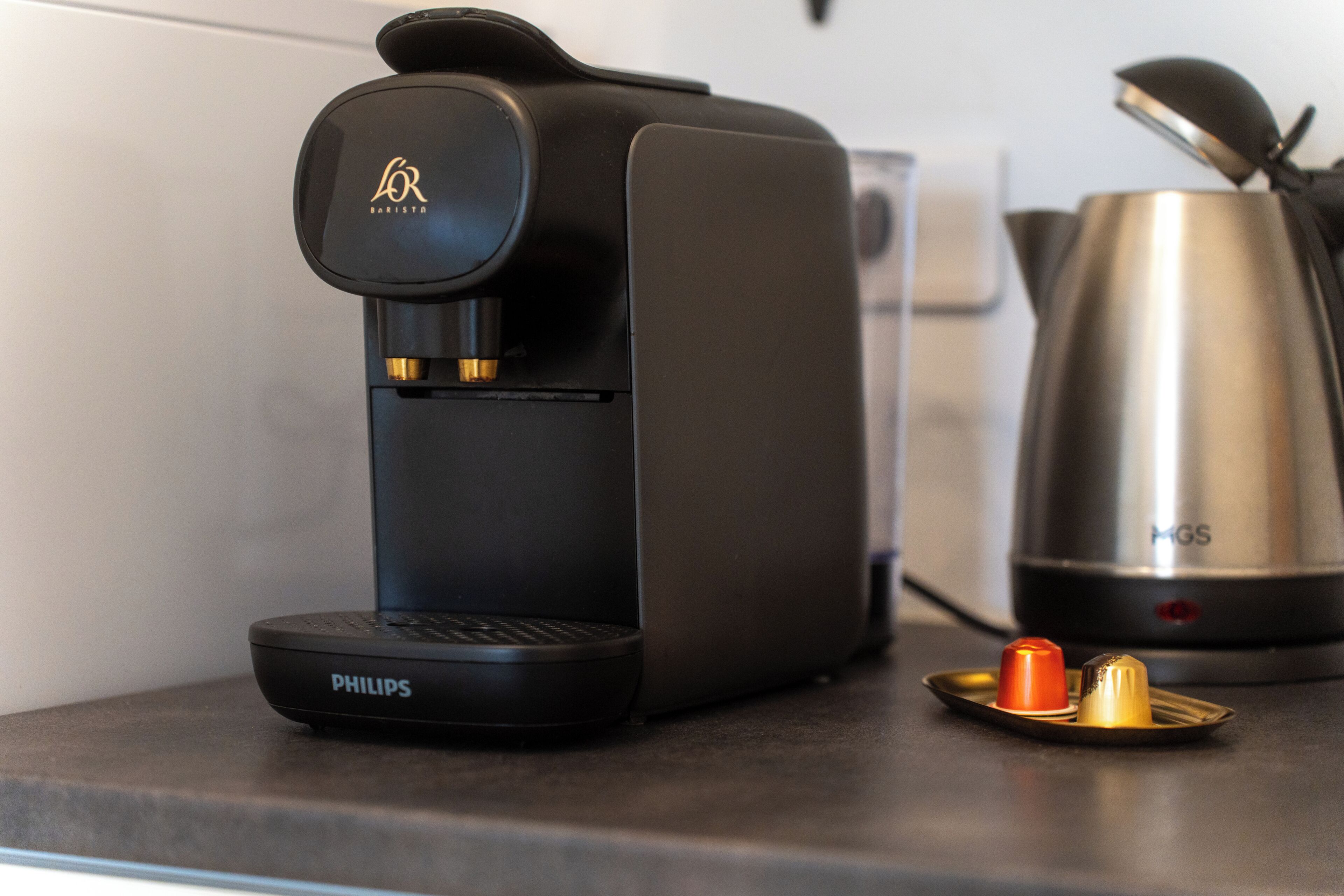 Kaffe og/eller kaffemaskin