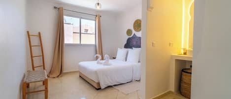 Colchones con pillow-top, tabla de planchar con plancha y wifi gratis