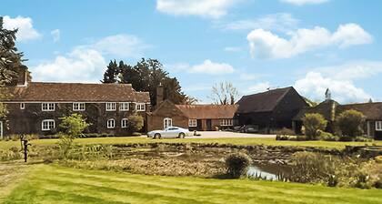 1 bedroom accommodation in East Tytherley