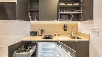 In-room safe, blackout drapes, WiFi (free), bed sheets