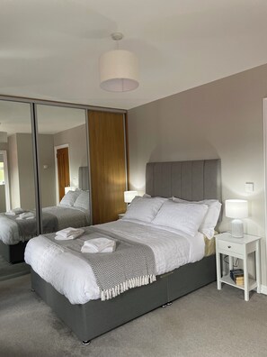 3 Schlafzimmer, Bügeleisen/Bügelbrett, Reisekinderbett, kostenloses WLAN