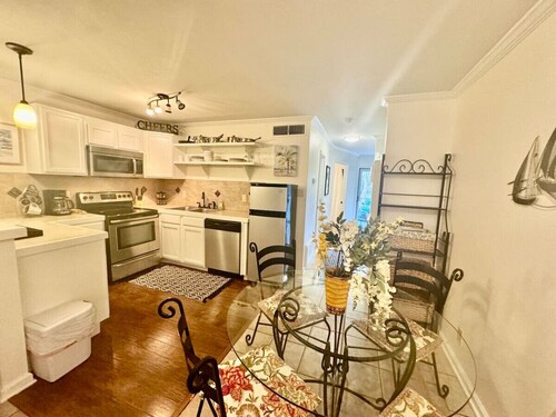 Lakeview Cozy Condo At Canyon Lake