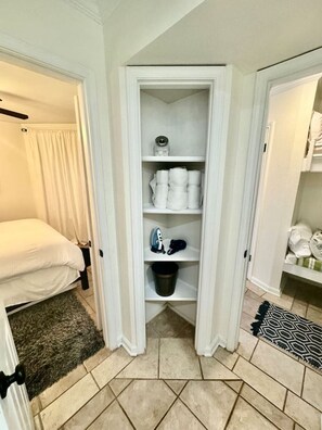 1 bedroom, iron/ironing board, free WiFi, bed sheets