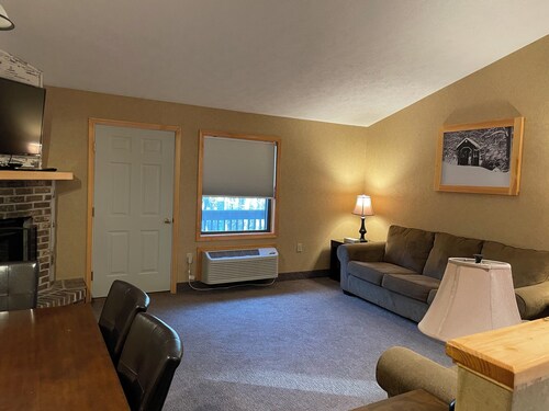 Our vintage casual villas are located in the scenic Pocono Mountains.