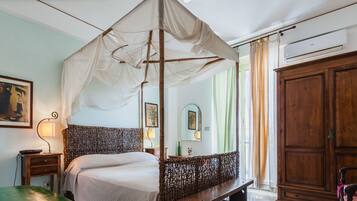 Ferienhaus, Gartenblick | 2 Schlafzimmer, Schreibtisch, laptopgeeigneter Arbeitsplatz