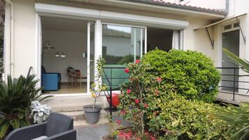 2 PIECES 2/4 pers | Terrasse/patio