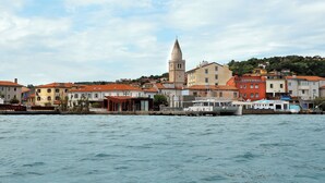 Unclassified image, 4 of 12, button - hotel dulcinea (Muggia)