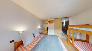 2 多间卧室、熨斗/熨衣板、WiFi